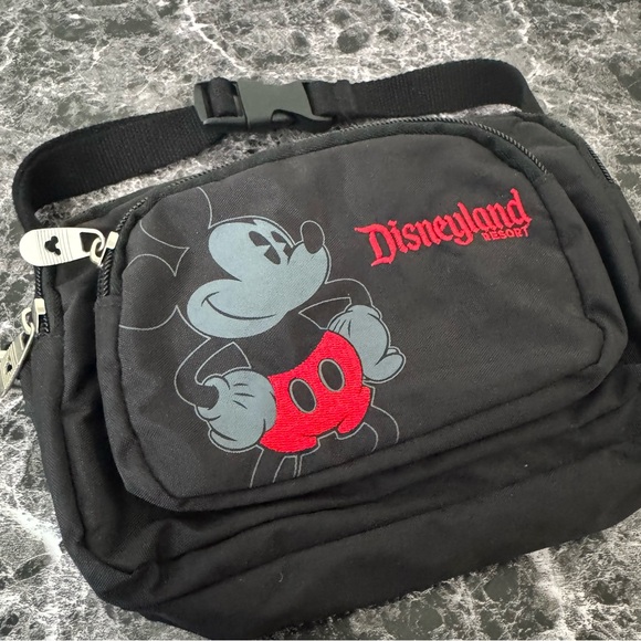 Disneyland Disney Parks Fanny Pack Mickey Mouse Waist Bag Disney Belt Bag - Picture 2 of 8